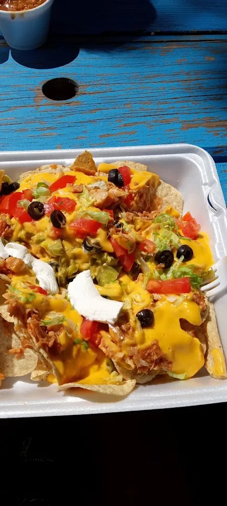 Nacho Pulled Chicken Cheese Olives Jalapeno Salsa Sourcream